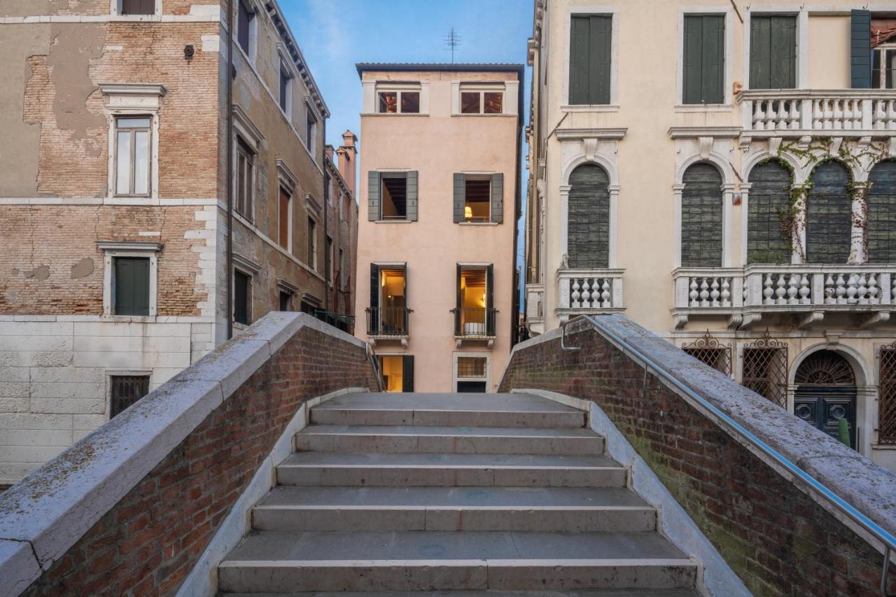 Lion Palace - San Marco R&R ヴェネツィア エクステリア 写真